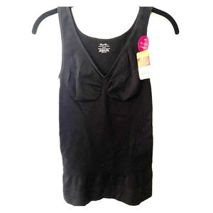 SOLD NWT Marilyn Monroe Intimates Control Top Cami